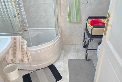 Casă individuală cu 5 camere cu Teren 174 Mp în Central - 7