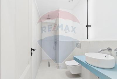 Vila luminoasa cu 4 camere si panouri solare in Amber FOREST Tunari - 18