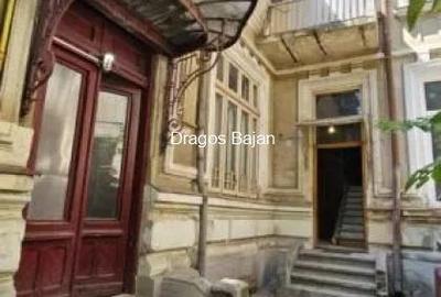 Apartament cu 3 camere în Mărășești - 1