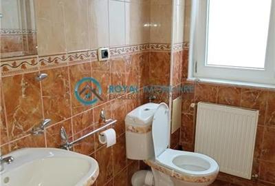 Royal Imobiliare - Vanzare Vila zona Bucov cartier Mica Roma - 13