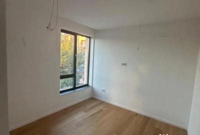 Casă cu 4 camere cu Teren 316 Mp în Central - 16