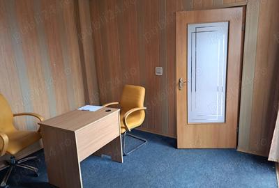 Spațiu comercial, de 86 mp, în Central - 3