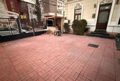 Casă cu 6 camere cu Teren 200 Mp în Unirii - 13