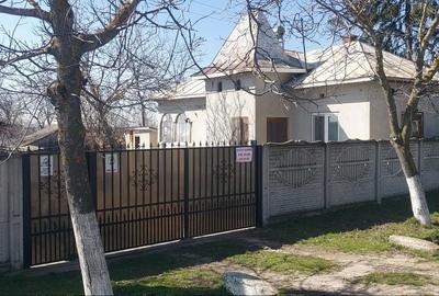 Casă cu 2 camere cu Teren 545 Mp în Zănoaga - 1