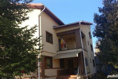 Casă cu 14 camere cu Teren 758 Mp în Obor - 1