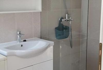 Garsonieră decomandată în Medicină - 2