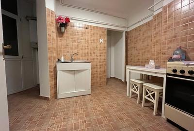 Apartament cu 3 camere semidecomandat în Centrul Istoric - 2
