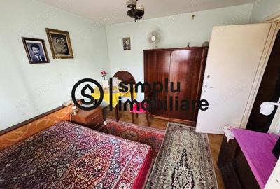 Apartament cu 3 camere semidecomandat în Central - 7