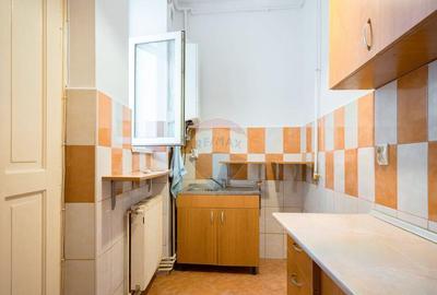 Ocazie! Garsoniera de vanzare pe Muresenilor, etaj 1, Ce... Ocazie! Garsoniera de vanzare pe Muresenilor, etaj 1, Ce... - 9