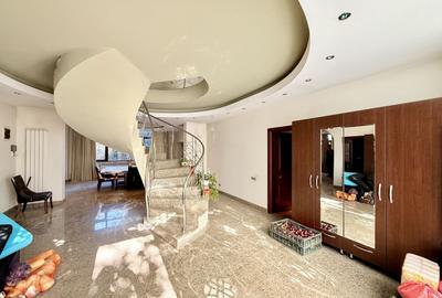 Casă individuală cu 14 camere cu Piscina în Est - 15