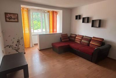 Apartament cu 3 camere decomandat în Tomești - 2