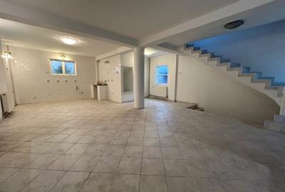 Casă cu 4 camere cu Teren 750 Mp în Central - 3