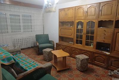 Apartament cu 3 camere decomandat în Aurel Vlaicu - 8