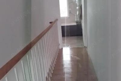 Casă cu 6 camere în Dumbrăvița - 7