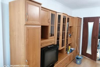 Garsonieră decomandată în Astra