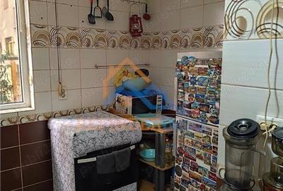 Apartament de vanzare cu 3 camere, zona Titan - Metrou 1 Decembrie 1918 - 5