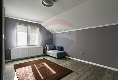 Casa la cheie, 5 camere, panouri fotovoltaice - VIA CARMINA - 24