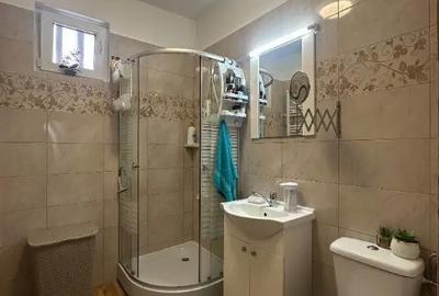 Apartament cu 3 camere decomandat în Cantacuzino - 9
