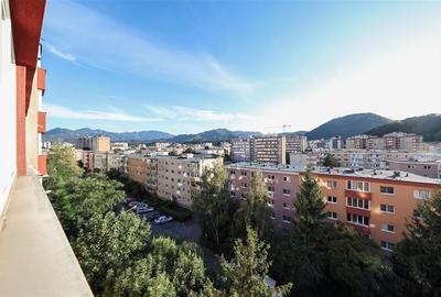 Vanzare apartament 3 camere,zona Judetean, etaj intermediar - 17