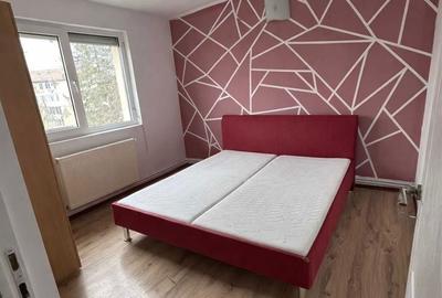 Apartament cu 2 camere decomandat în Central - 1