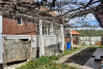 Casă cu 4 camere cu Teren 106 Mp în Central - 7
