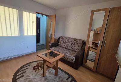 Apartament 3 camere Centru Valenii de Munte | Cartier modernizat in 2024 - 18