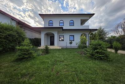 Casă individuală cu 3 camere cu Teren 1050 Mp în 1 Decembrie - 12