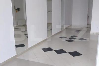 Spațiu comercial, de 180 mp, în Central - 5