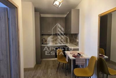 Închiriere apartament 2 camere, 52 mp, etaj 2/4, zona Torontalului