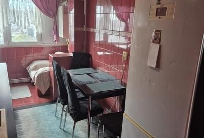 Apartament cu 2 camere - zona Podu Ros - Piata Nicolina - 5