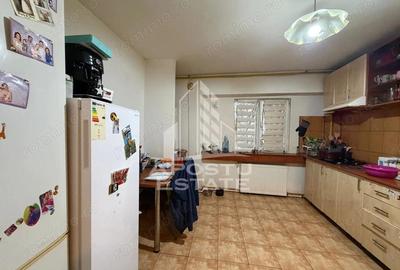 Apartament cu 5 camere, 2 bai, decomandat, centrala zona Girocului - 4