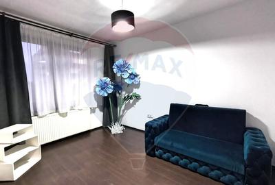 Apartament cu 3 camere de inchiriat in zona Km 5 Apartament cu 3 camere de inchiriat in zona Km 5 - 3