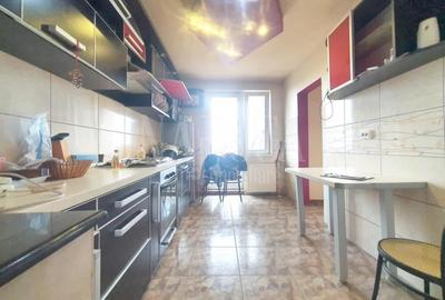 Apartament 4 camere de vanzare in Decebal-Dacia Oradea, Oradea Apartament 4 camere de vanzare in Decebal-Dacia Oradea, Oradea - 4