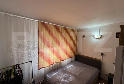 Apartament cu 3 camere semidecomandat în 9 Mai - 5