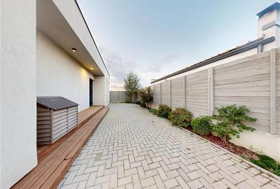 Casă individuală cu 4 camere cu Canalizare în Exterior Est - 22