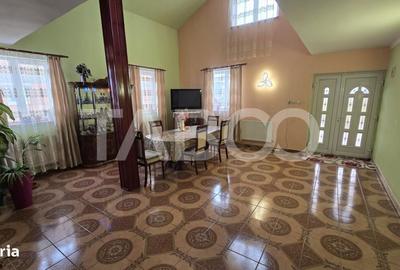 Casă cu 4 camere cu Teren 159 Mp în Roșia - 16