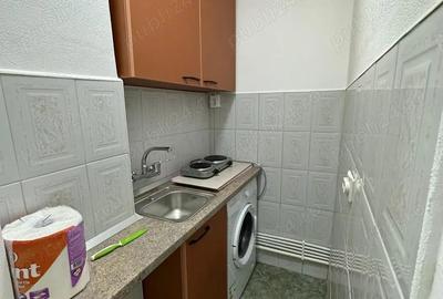 Garsoniera de inchiriat ?iglina 1, Strada Brailei, Etaj 1 - 1