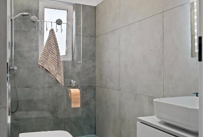 Casă cu 5 camere cu Teren 456 Mp în Berceni - 2