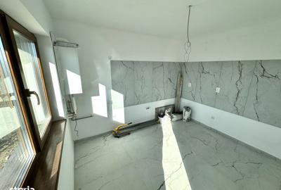 Casă cu 4 camere în Bucium - 2