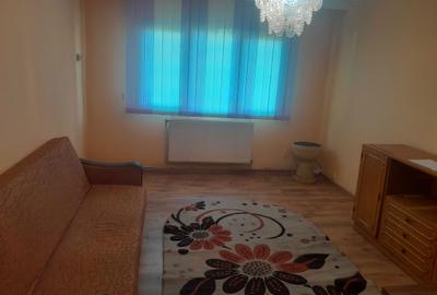 Garsonieră decomandată în Central - 3