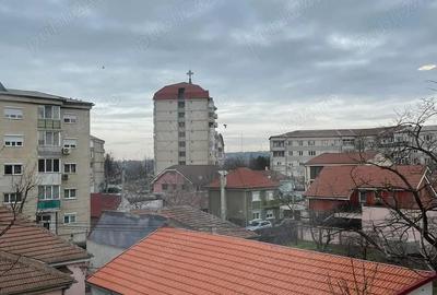 Apartament cu 2 camere decomandat în Cantemir - 1