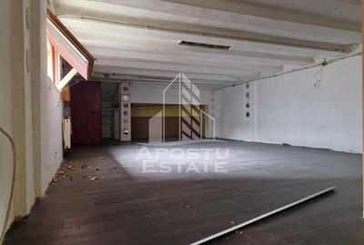 Casa familiala cu spatiu comercial si garaj P+1E+M 720 Mp - 29