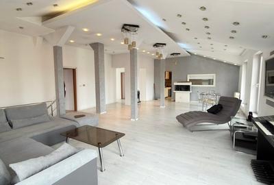 Apartament cu 4 camere decomandat în Mircea cel Bătrân - 1