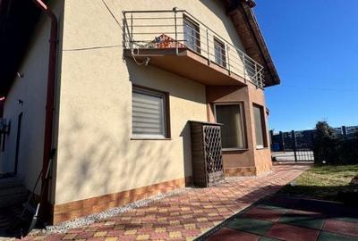 Casă cu 4 camere în Central - 6