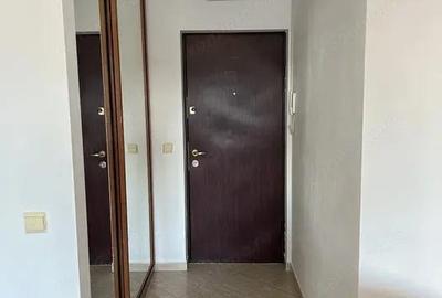 Apartament cu 2 camere semidecomandat, mobilat în P-ța Universității - 1