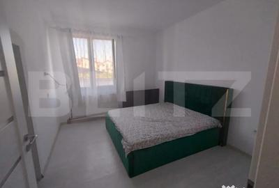 Casă cu 7 camere cu Teren 489 Mp în Central - 11