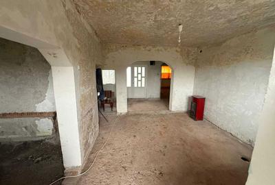 Casă cu 4 camere cu Teren 657 Mp în Central - 5