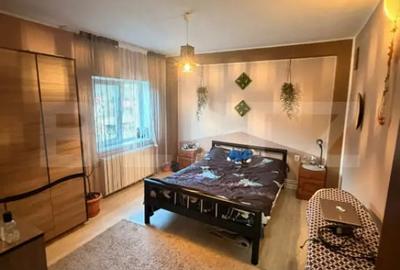 Casă cu 5 camere cu Teren 2000 Mp în Central - 10
