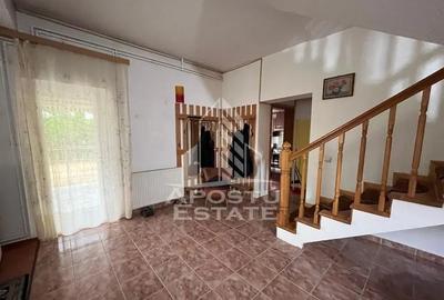 Casă cu 7 camere cu Canalizare în Girocului - 2