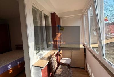 Apartament cu 3 camere decomandat în Decebal - 15